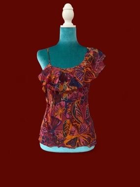 Y2K cotton cami featuring an asymmetrical one-shoulder inspired neckline, delica